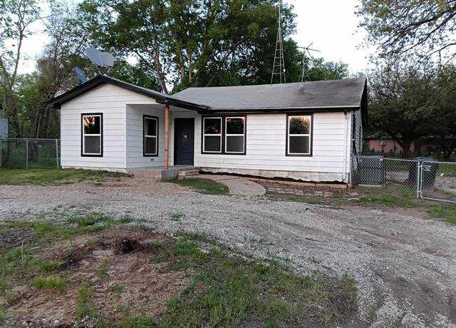 Property at 9955 Private Road 3813, Quinlan, TX 75474, 3 beds, 2 baths