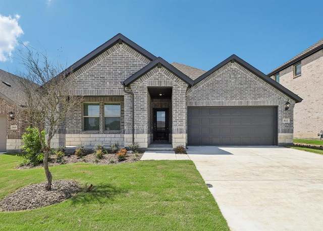 Property at 811 Easthill Dr, Princeton, TX 75071, 4 beds, 3 baths