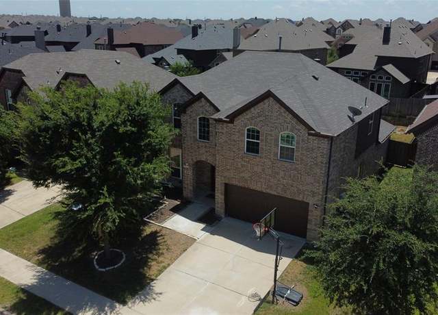 Property at 2436 Kingsgate Dr, Little Elm, TX 75068, 4 beds, 2.5 baths