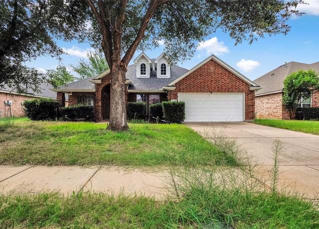 Property at 308 Ranch Trl, Mansfield, TX 76063, 4 beds, 3 baths