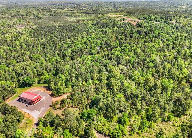 Property at 5570 County Road 1804, Jacksonville, TX 75766, 3 beds, 3.5 baths