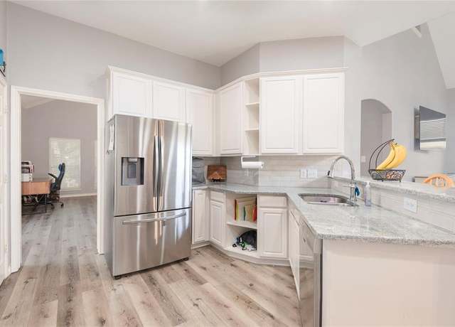 Property at 1613 Warm Springs Dr, Allen, TX 75002, 4 beds, 2.5 baths