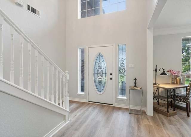 Property at 10173 Wandering Way St, Benbrook, TX 76126, 4 beds, 3 baths