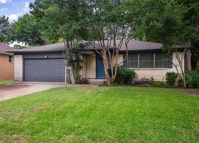 Property at 8236 Claremont Dr, Dallas, TX 75228, 3 beds, 2 baths