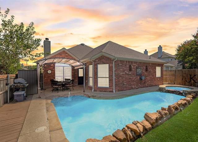 Property at 4601 Angelina Way, Fort Worth, TX 76137, 3 beds, 2 baths