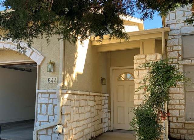 Property at 844 Earhart Ave, Grand Prairie, TX 75051, 2 beds, 2 baths
