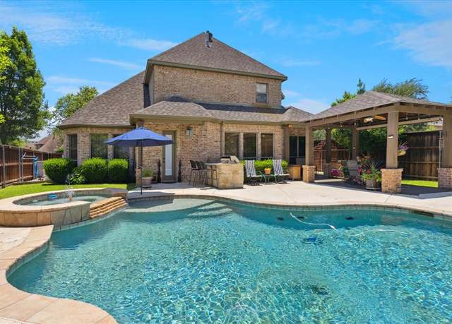 Property at 9216 Cachelle Ct, North Richland Hills, TX 76182, 3 beds, 2.5 baths