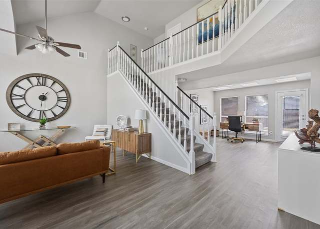 Property at 2038 Biscayne Dr, Lewisville, TX 75067, 4 beds, 2.5 baths