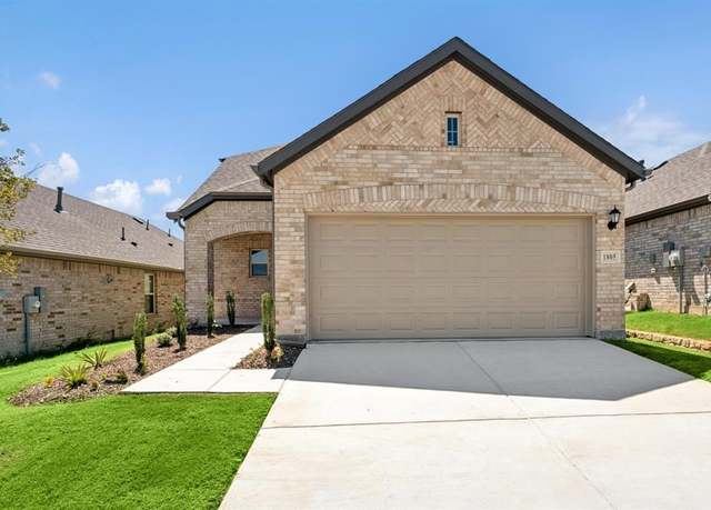 Property at 1805 Hazer Ln, Mesquite, TX 75149, 4 beds, 3 baths