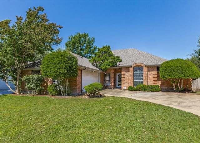 Property at 18609 Crownover Ct, Dallas, TX 75252, 3 beds, 2 baths