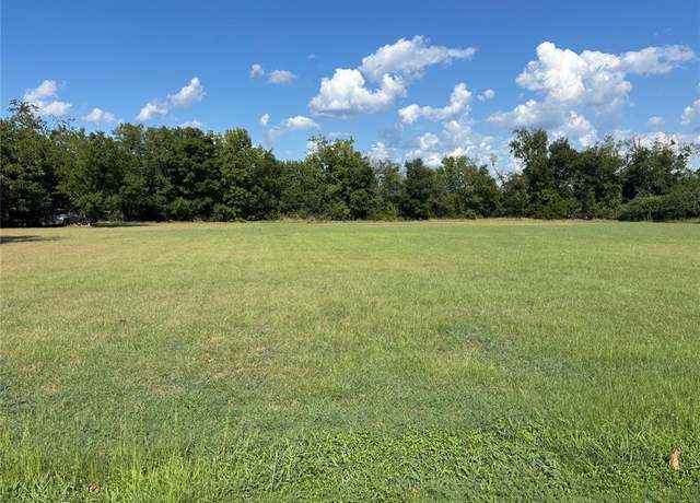 Property at 515 Henderson Blvd, Groesbeck, TX 76642
