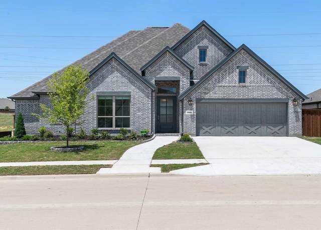 Property at 10480 Gray Hills Dr, Fort Worth, TX 76126, 4 beds, 3.5 baths