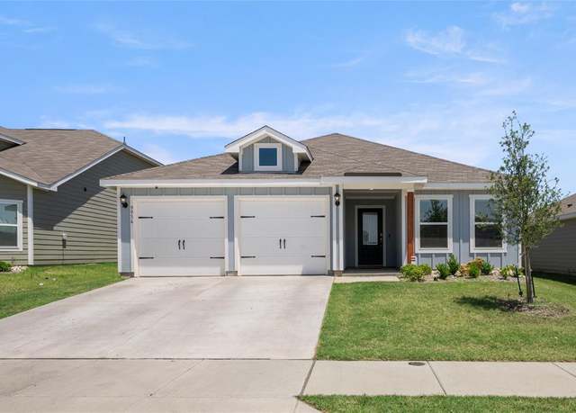 Property at 9936 Voyager Ln, Fort Worth, TX 76131, 3 beds, 2 baths