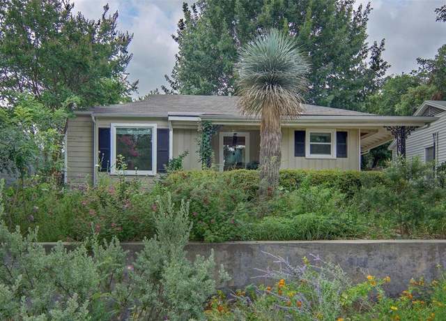 Property at 3905 Bryce Ave, Fort Worth, TX 76107, 2 beds, 1 bath