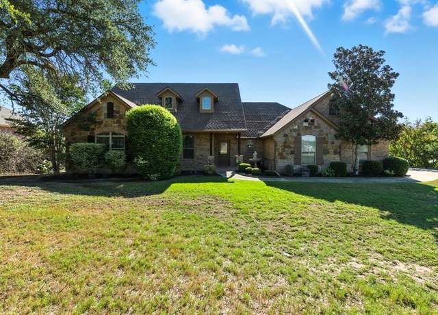 Property at 141 Antler Ridge Ct, Azle, TX 76020, 3 beds, 2 baths