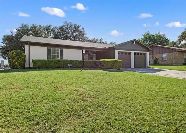 Property at 2601 Denbury Dr, Fort Worth, TX 76133, 4 beds, 2 baths