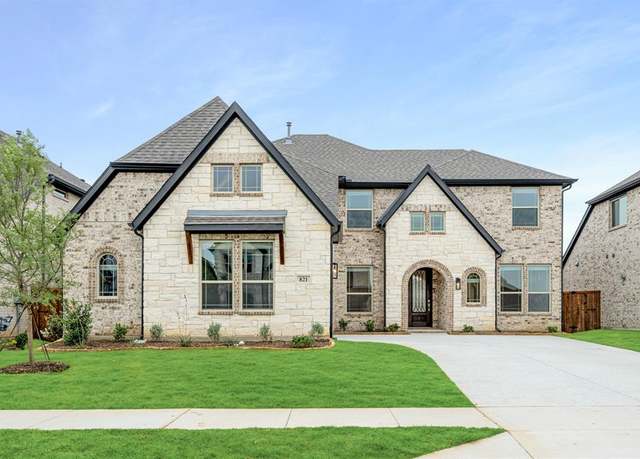 Property at 821 Trout Lilly Dr, Fort Worth, TX 76247, 4 beds, 4 baths