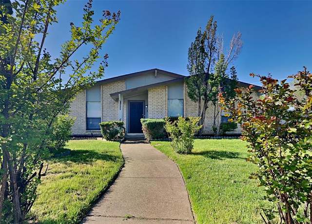 Property at 2100 Chatsworth Rd, Carrollton, TX 75007, 3 beds, 2 baths