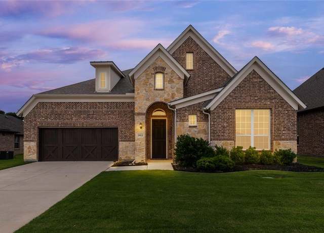 Property at 1913 Angus Dr, Little Elm, TX 75068, 3 beds, 2.5 baths