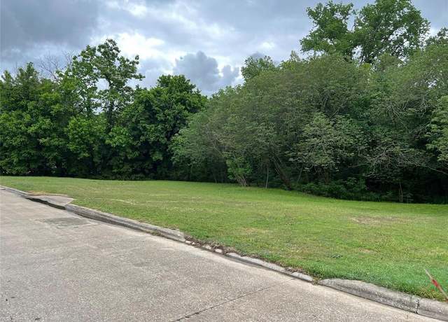 Property at 1326 W Crawford St, Denison, TX 75020