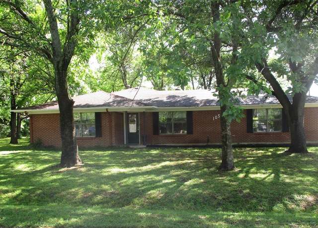 Property at 105 S Adams St, Kemp, TX 75143, 3 beds, 2 baths