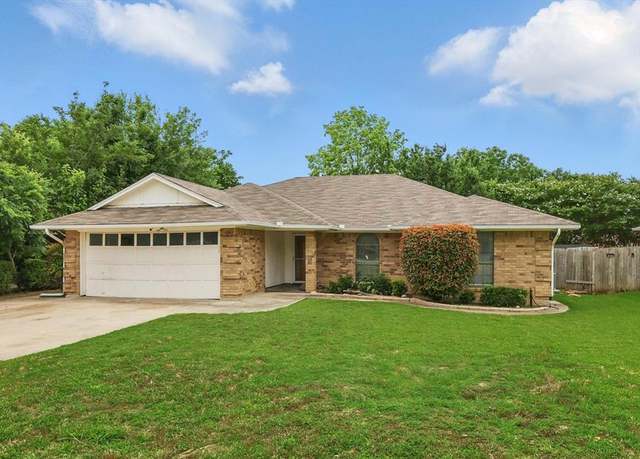 Property at 7616 Teresa Ct, North Richland Hills, TX 76182, 3 beds, 2 baths