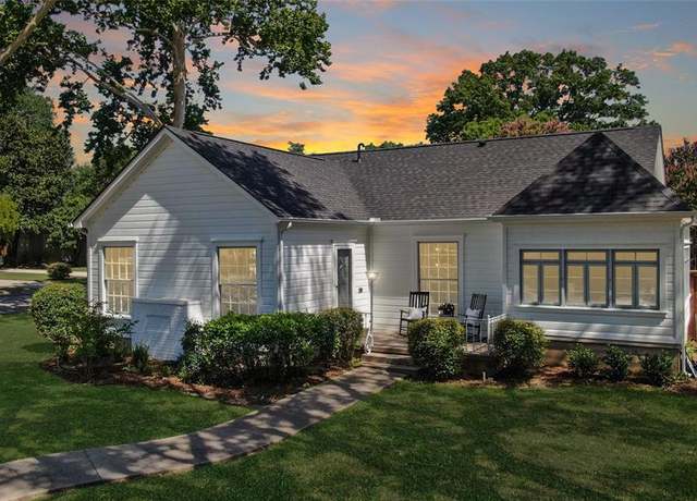 Property at 1306 W Virginia St, Mckinney, TX 75069, 3 beds, 2 baths