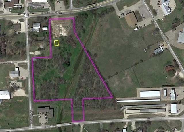 Property at 416 E Jefferson Ave, Whitney, TX 76692