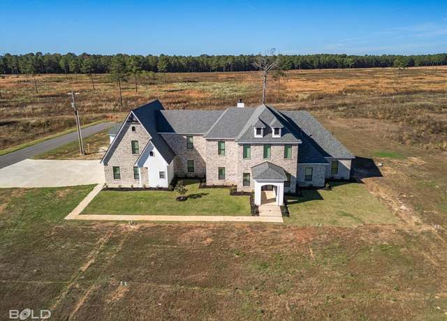 Property at 5115 Oaklawn Park Dr, Blanchard, LA 71107, 6 beds, 5 baths