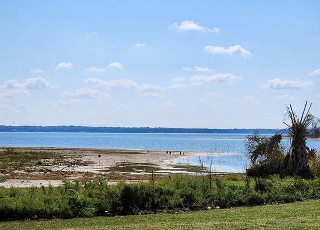 Property at 1040 Pelican Isle Dr, Kerens, TX 75144