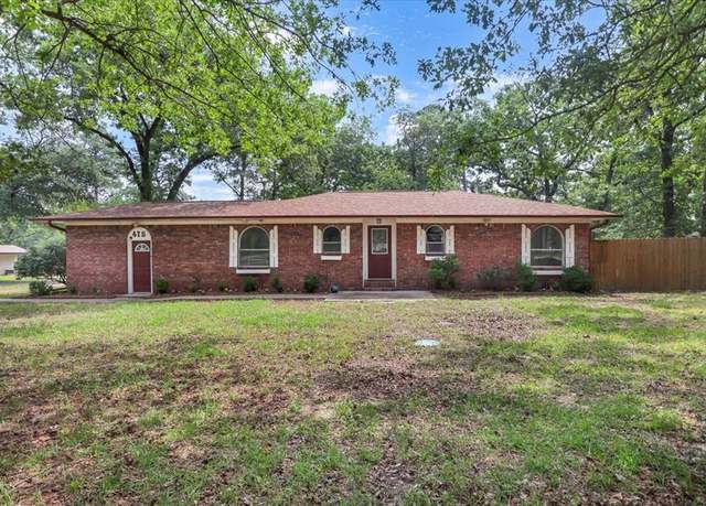Property at 415 Lone Star Ln, Hideaway, TX 75771, 3 beds, 2 baths