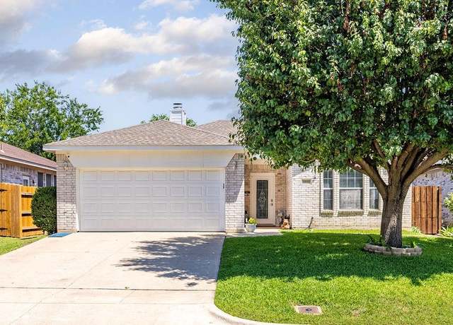 Property at 4812 Marina Del Rd, Fort Worth, TX 76179, 3 beds, 2 baths