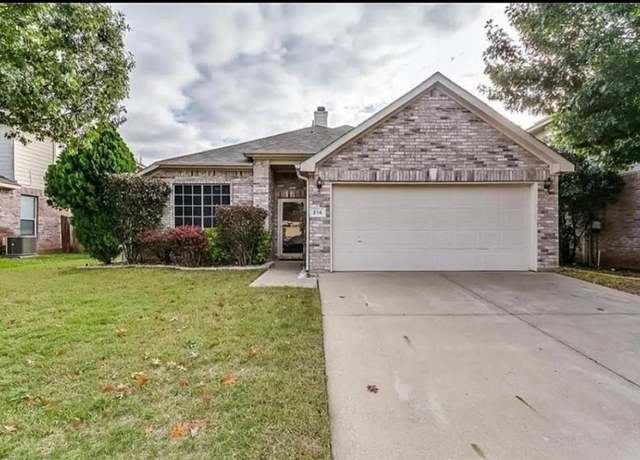 Property at 216 Lincoln Ln, Crowley, TX 76036, 3 beds, 2 baths