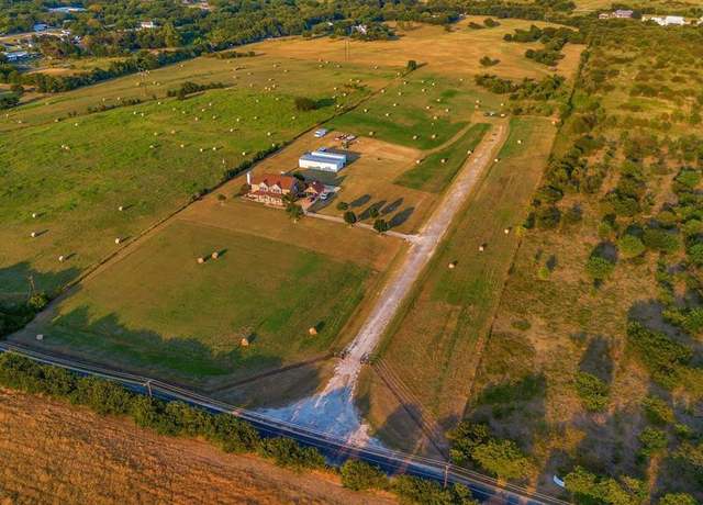Property at 1810 Longbranch Rd, Waxahachie, TX 76065, 4 beds, 4 baths