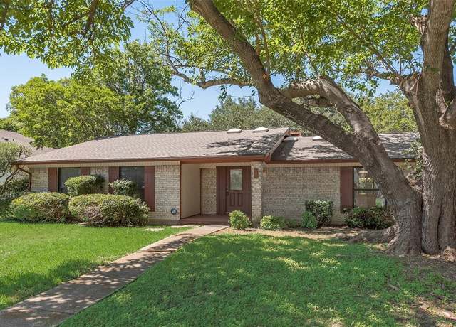 Property at 43 Merrie Cir, Richardson, TX 75081, 3 beds, 2 baths