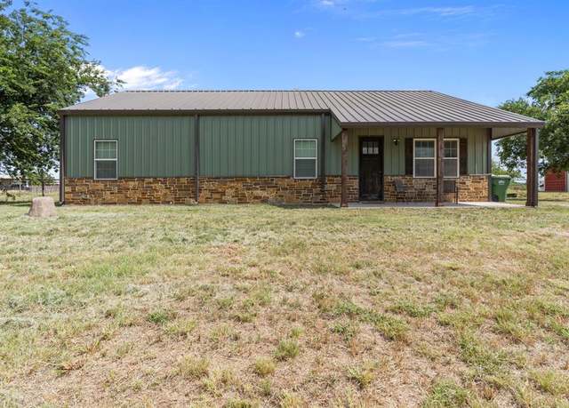 Property at 395 Private Road 4219, Decatur, TX 76234, 3 beds, 2 baths