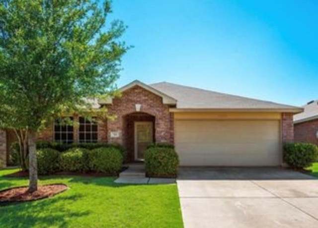 Property at 712 Becard Dr, Aubrey, TX 76227, 4 beds, 2 baths