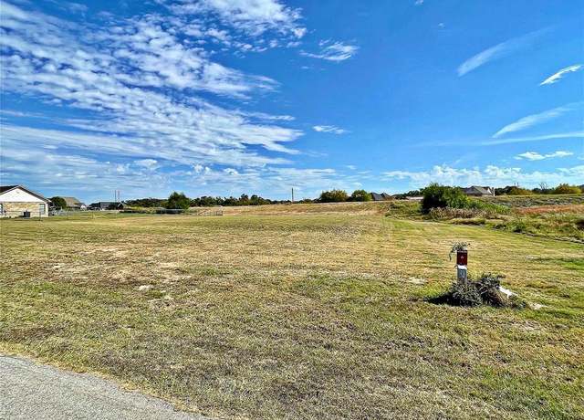 Property at 57 Dolly Rd, Sulphur Springs, TX 75482