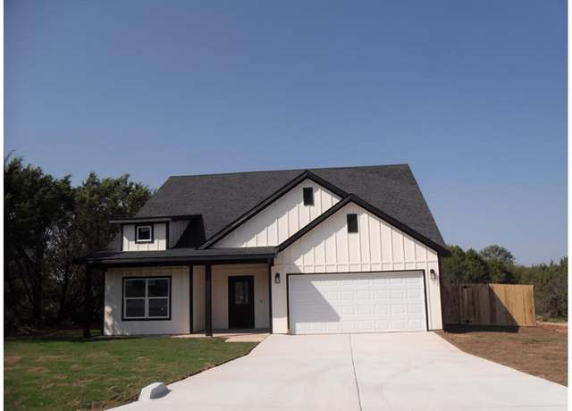 Property at 5508 Firewood Trl, Granbury, TX 76048, 3 beds, 1.5 baths