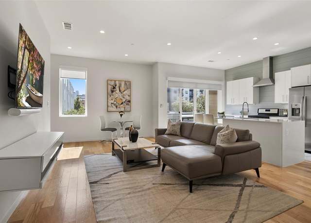 Property at 3812 San Jacinto St #204, Dallas, TX 75204, 2 beds, 2.5 baths