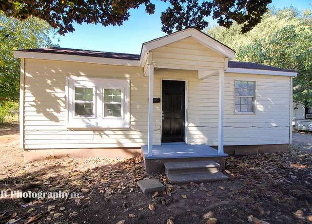 Property at 703 Saint Charles St, Bossier City, LA 71112