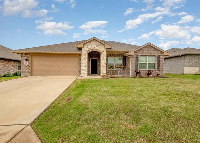 Property at 146 Willowbend Loop, Mabank, TX 75156, 4 beds, 2 baths