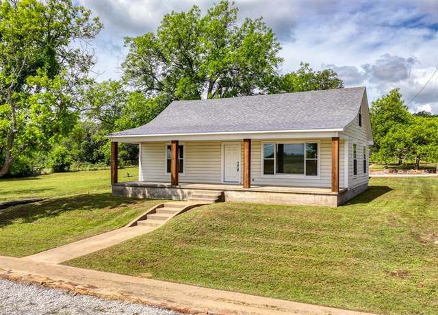 Property at 149 Tatem Hill Rd, Mineral Wells, TX 76067, 5 beds, 3 baths