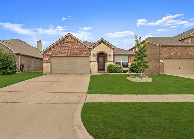 Property at 1112 Paluxy Ln, Mckinney, TX 75071, 3 beds, 2 baths