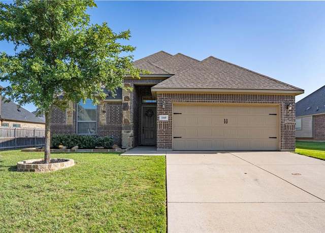 Property at 1160 Indigo Ln, Burleson, TX 76058, 4 beds, 2 baths