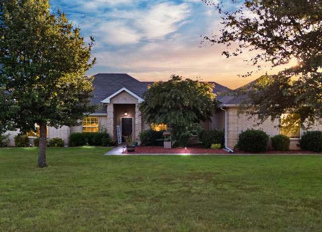 Property at 139 Sky Way, New Fairview, TX 76078, 4 beds, 2 baths