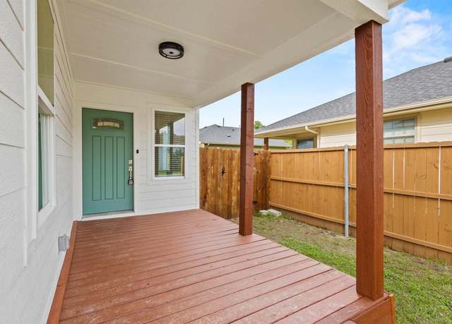 Property at 607 W Sears St, Denison, TX 75020, 2 beds, 1 bath