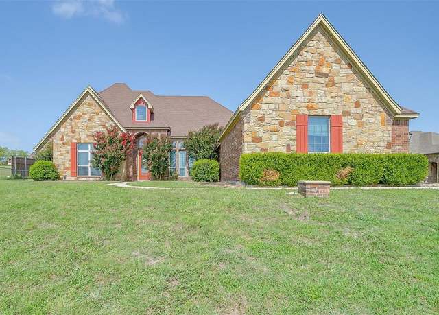 Property at 252 Scenic View Dr, Aledo, TX 76008, 4 beds, 3 baths