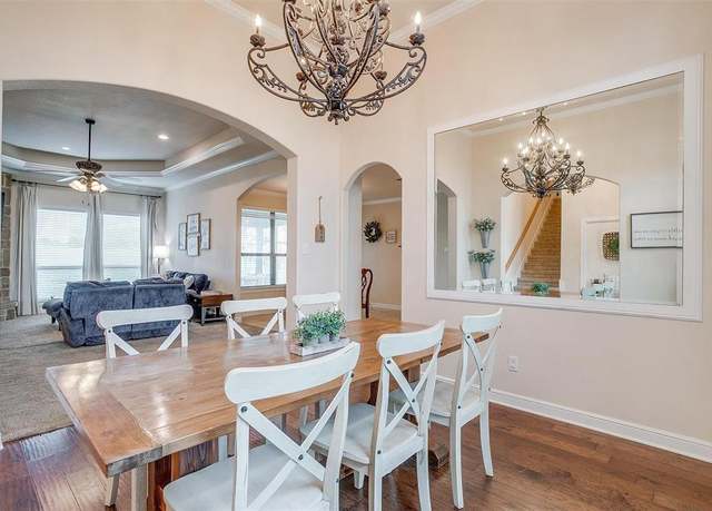 Property at 252 Scenic View Dr, Aledo, TX 76008, 4 beds, 3 baths