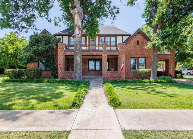 Property at 315 W Pecan St, Coleman, TX 76834, 3 beds, 2 baths